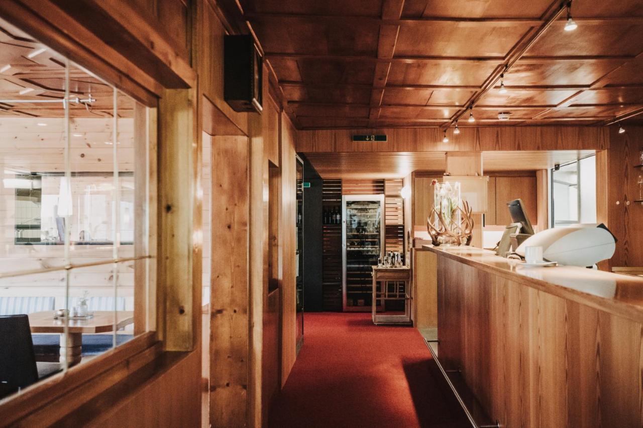 Hotel Adler ワース エクステリア 写真